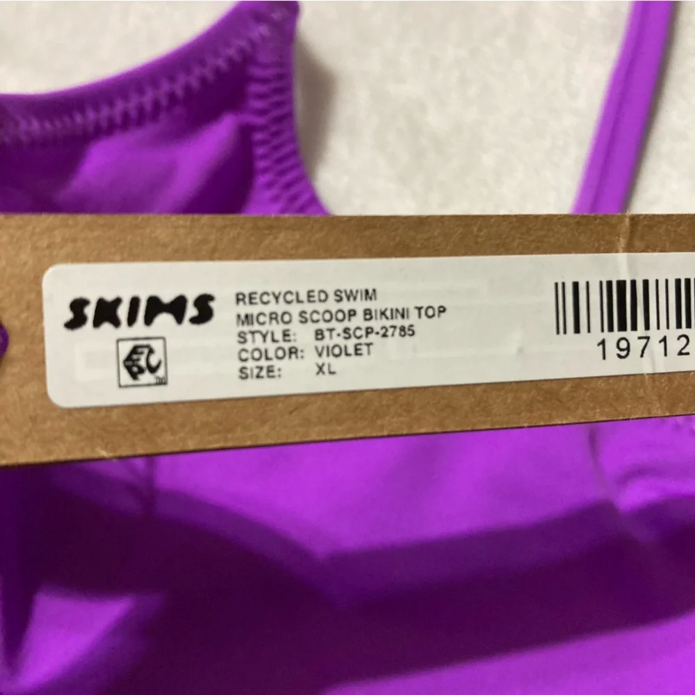 SKIMS micro scoop